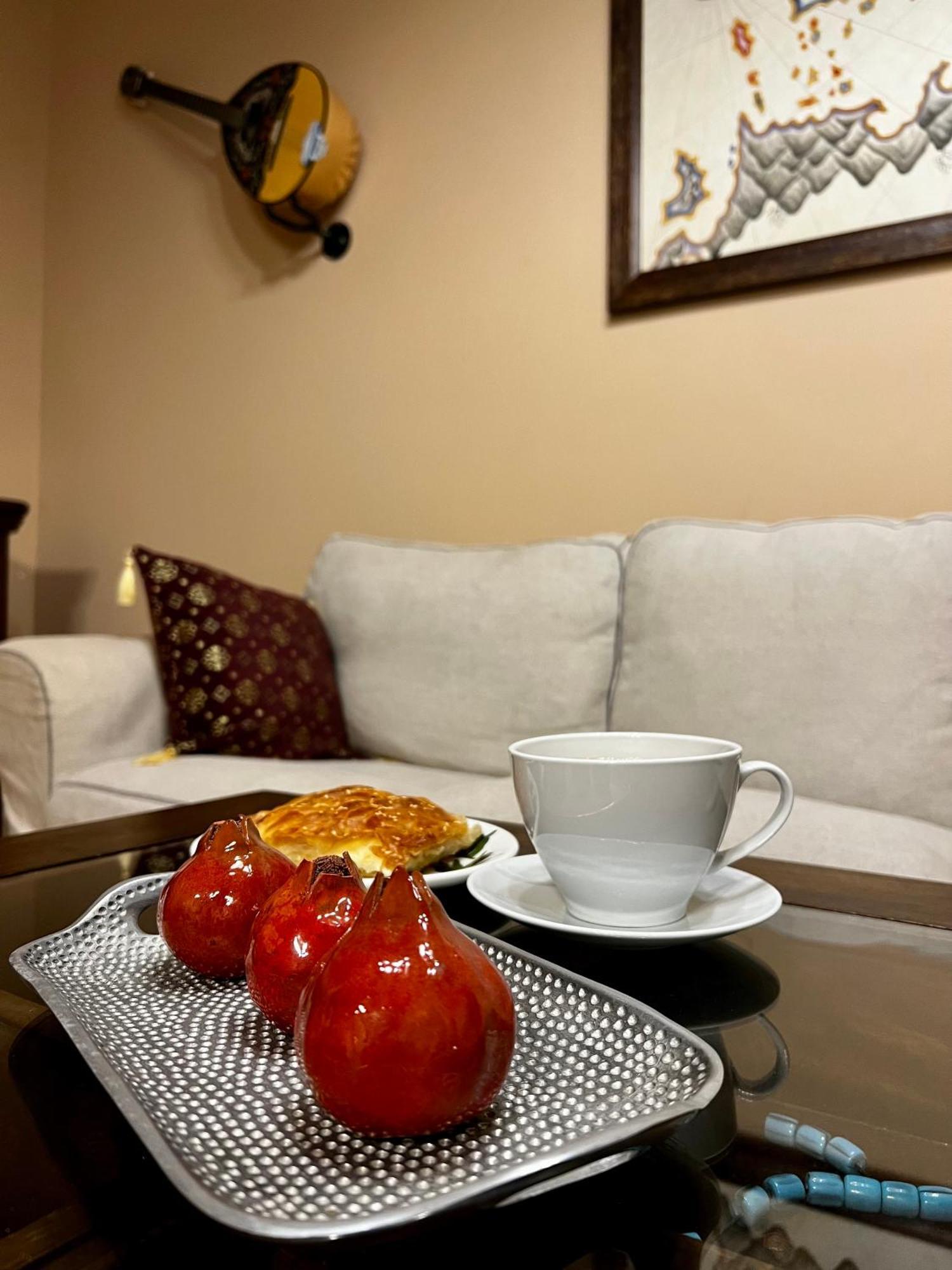 The Knight And The Pomegranate - Luxury Medieval Villa Rhodes City Kültér fotó